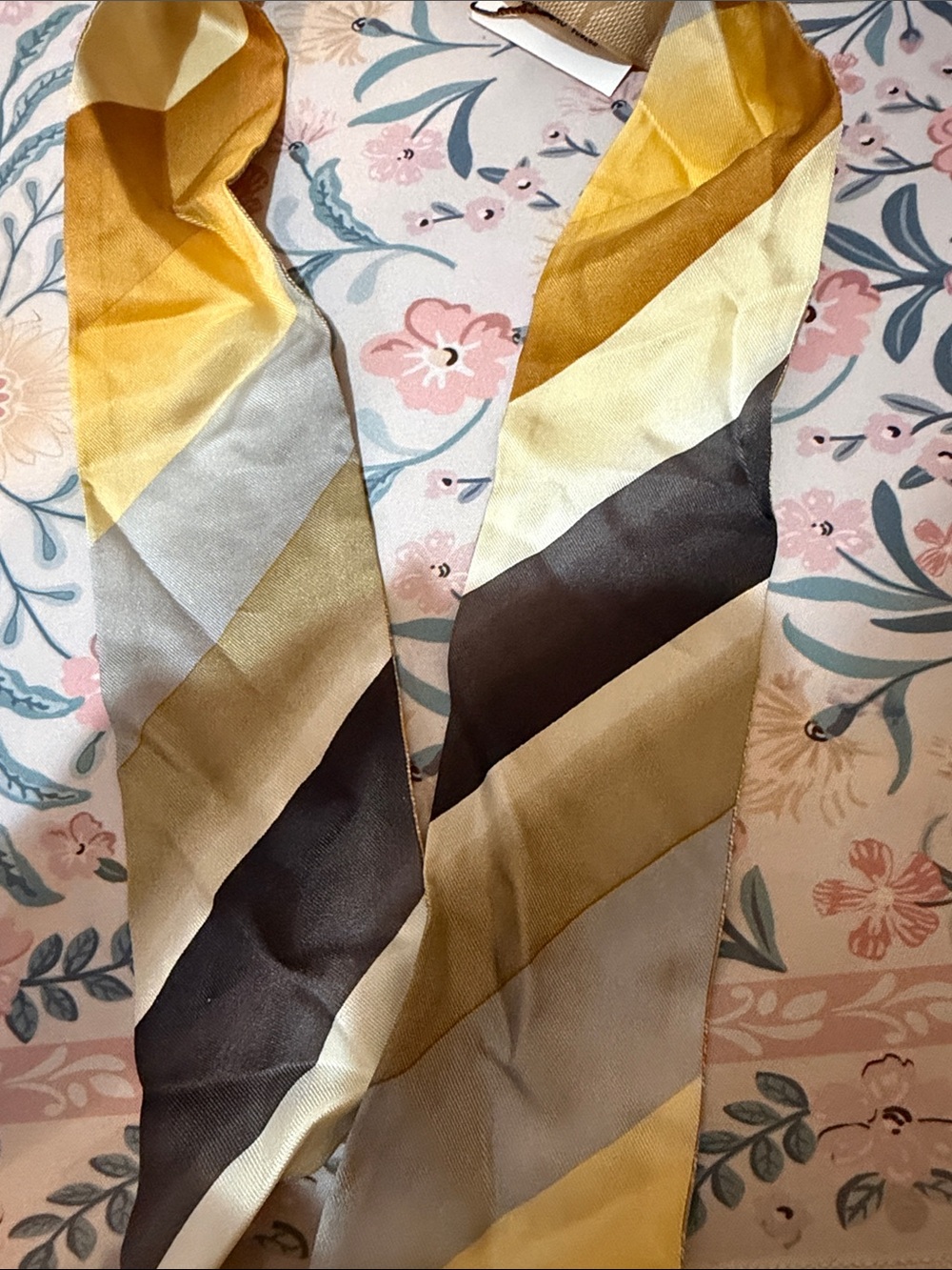 Coach Reversible Yellow & Brown Silk Twilly - Picture 3 of 6